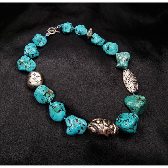 Chunky Turquoise & Silver Beaded Necklace With Toggle Clasp - Picture 4 of 5